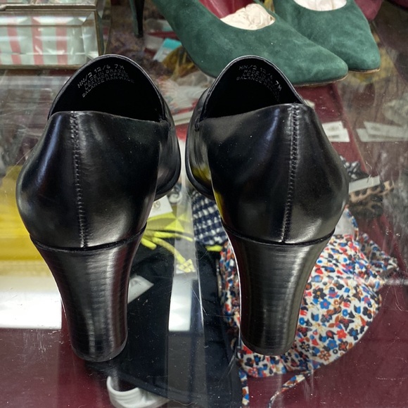 Franco Sarto Black Heeled Loafers - Sz 7 - Picture 4 of 6